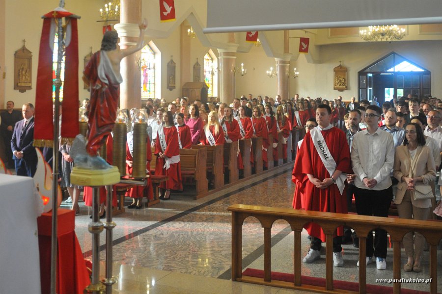 021 Powitanie biskupa.jpg
